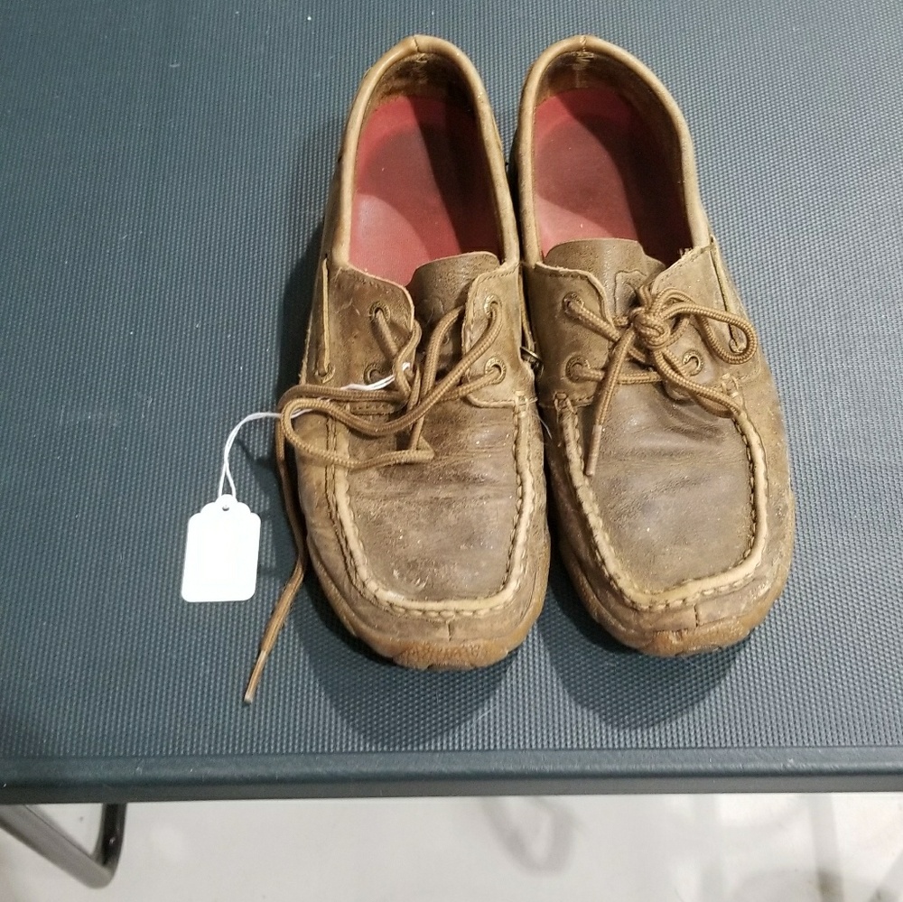 Twisted x mocs